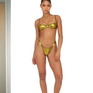 Melissa Simone Melina Underwire top